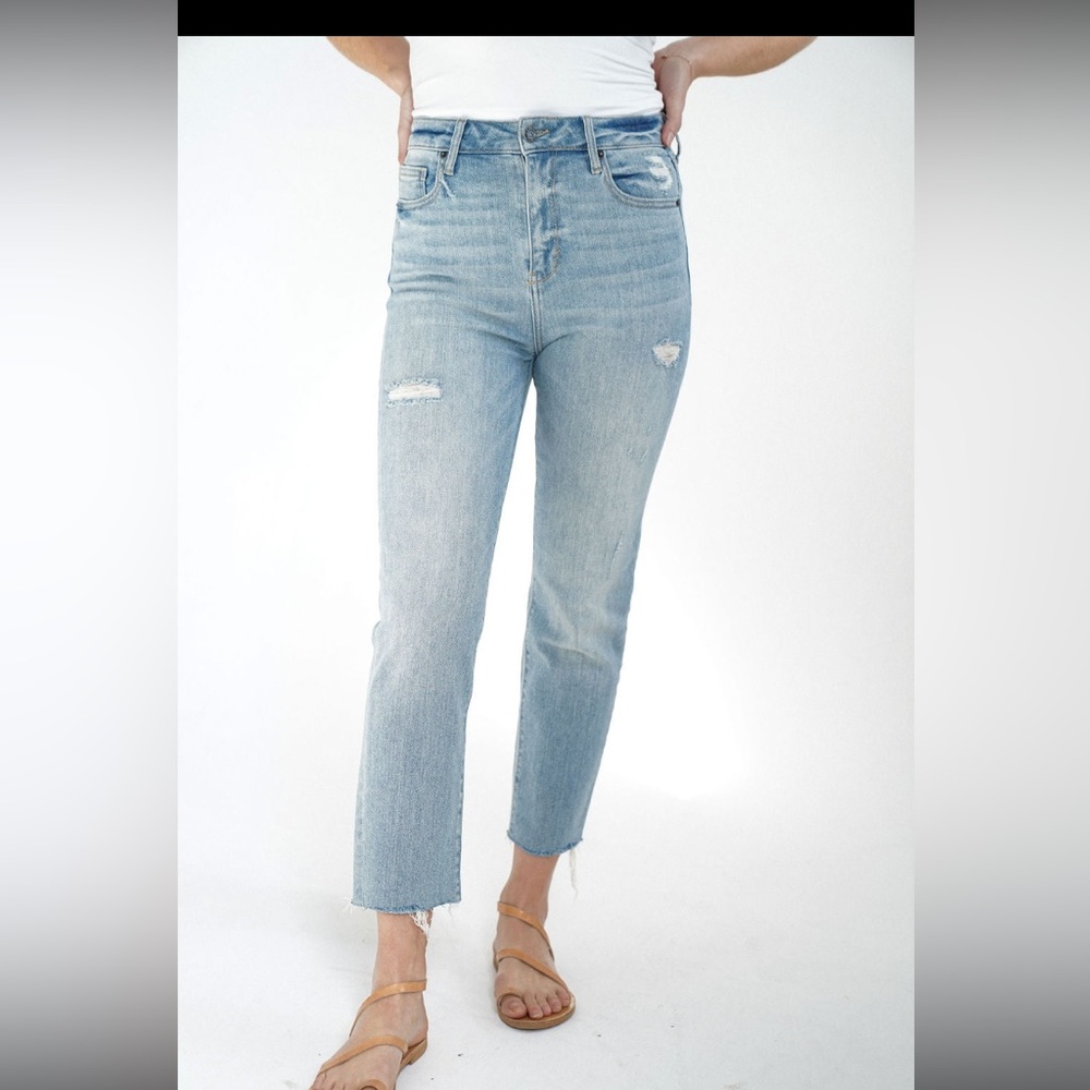 CJLA Chrissy Distressed Jeans— Light Wash Size 5